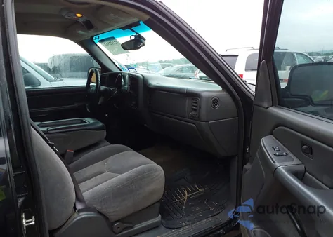 2005 Chevrolet Silverado 1500 Z71 from USA, damaged, VIN 2GCEK13T151365259